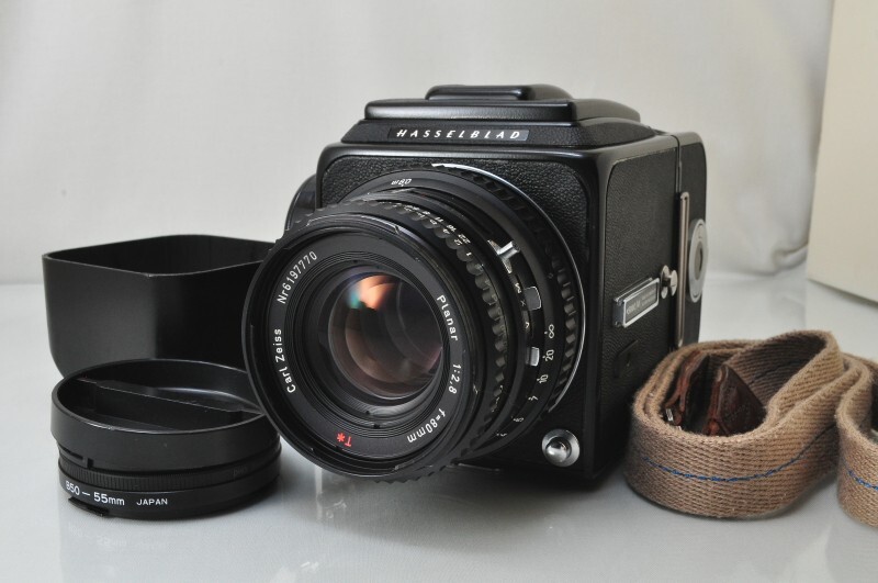 EXCELLENT]Hasselblad 500CM C/M Black + C Planar T* 80mm F/2.8 Lens