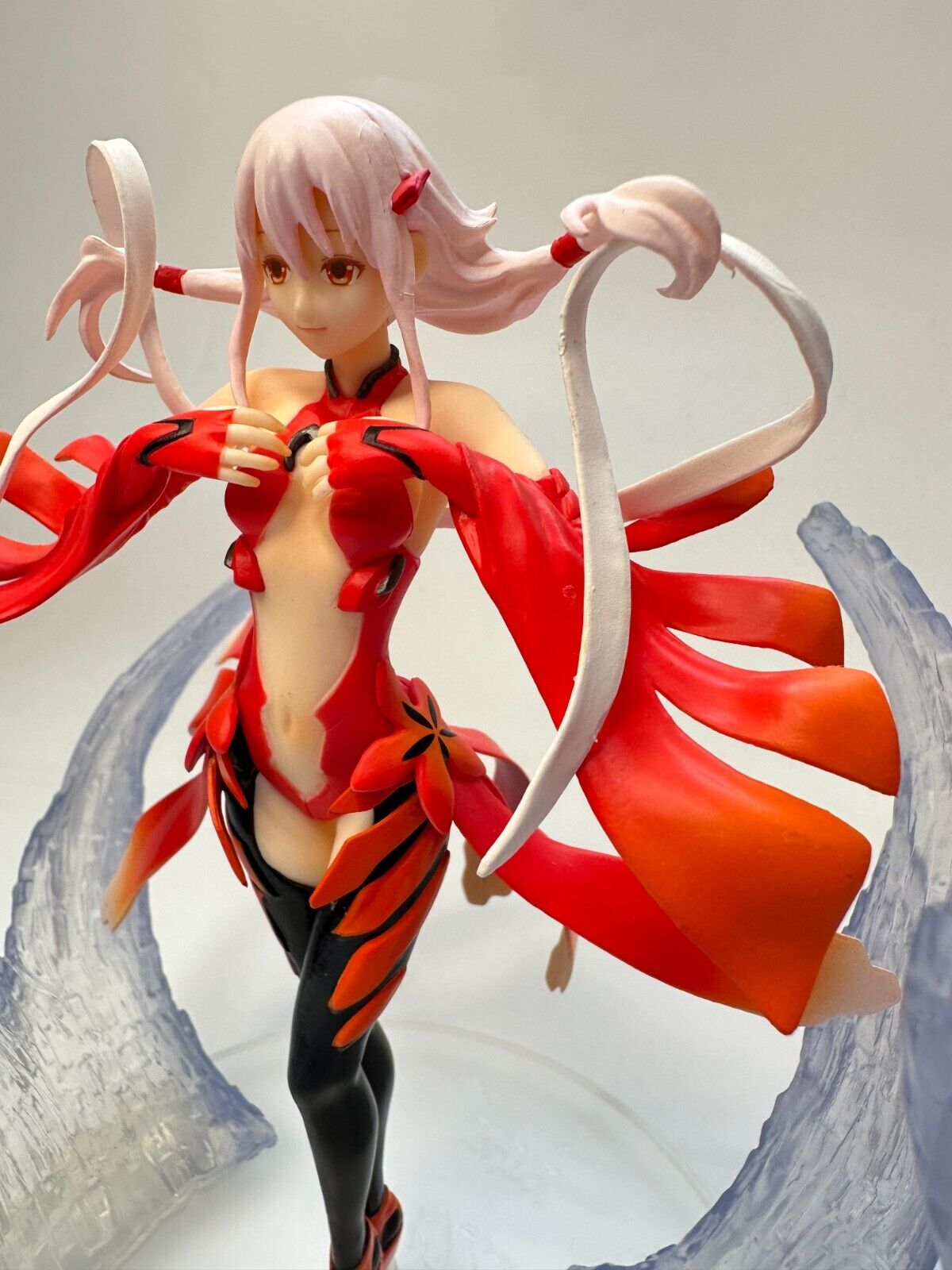 File:Cosplayer of Inori Yuzuriha, Guilty Crown 20181209b.jpg - Wikimedia  Commons