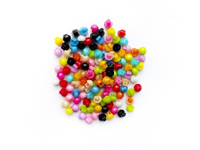 100 Mini Knöpfe für Puppen & Stofftiere Kleidung, kleine Acryl Puppenknöpfe Mix