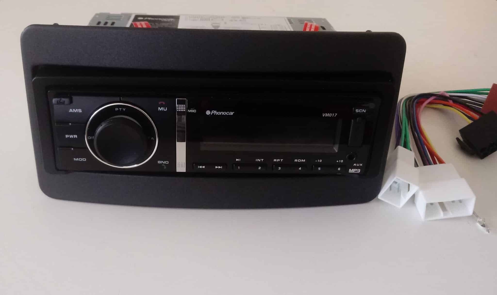 Autoradio CD Toyota MR2 99-07 Bluetooth USB SD. Il Top per Spider