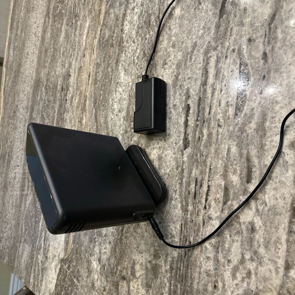 Seagate FreeAgent Desktop 750 GB External Hard Drive 9NK2A6-510 w/ Power Supply - Image 2 of 2