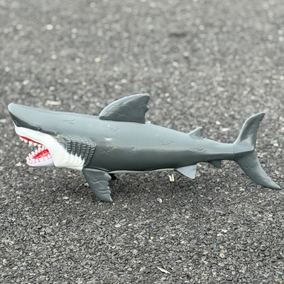 #ad 21quot; Great White Shark Plastic Toy with Chomping Jaws $19.99