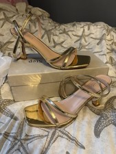 Women  s Metallic Gold Size 9 Strappy Heels