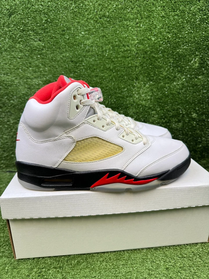 Размер 10,5 - Jordan 5 ретро средний огненно-красный - Изображение 3 из 4