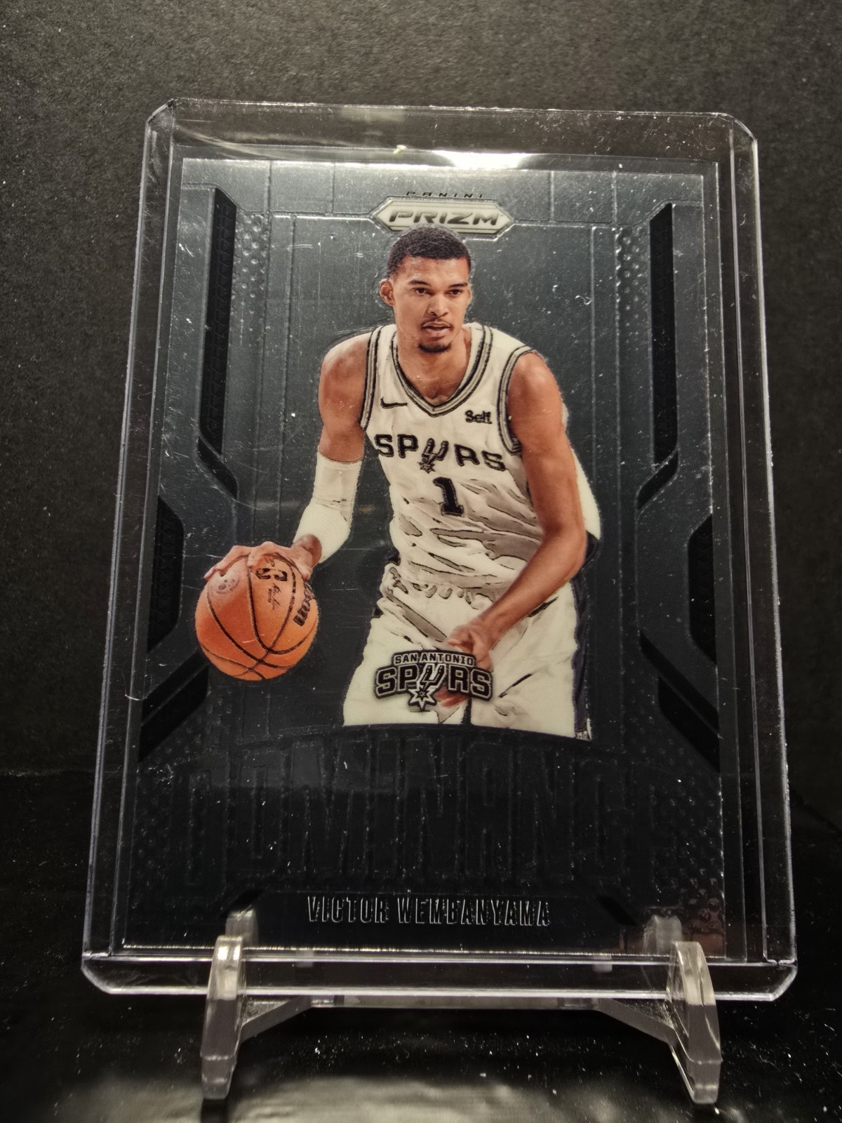 122137 - Victor Wembanyama Dominance 2024-25 Panini Prizm #7 San Antonio Spurs
