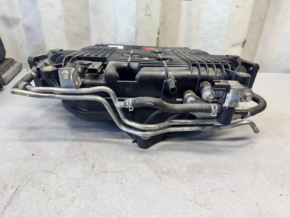 Infiniti G37 2009-2013 3,7 litros colector de admisión del motor conjunto superior Foto 4 de 4