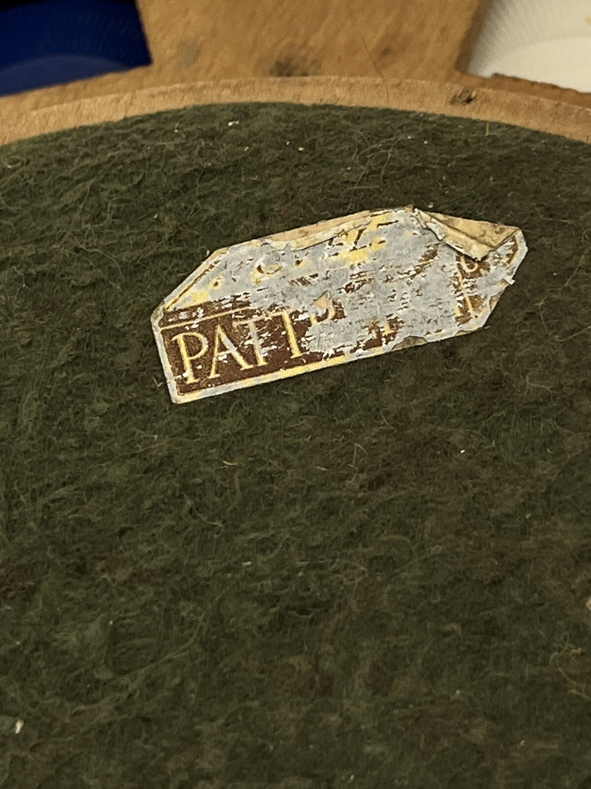 Vtg Wood Poker Chip Caddy W/ Case Carousel Spinner Plastic Chips w/ 2