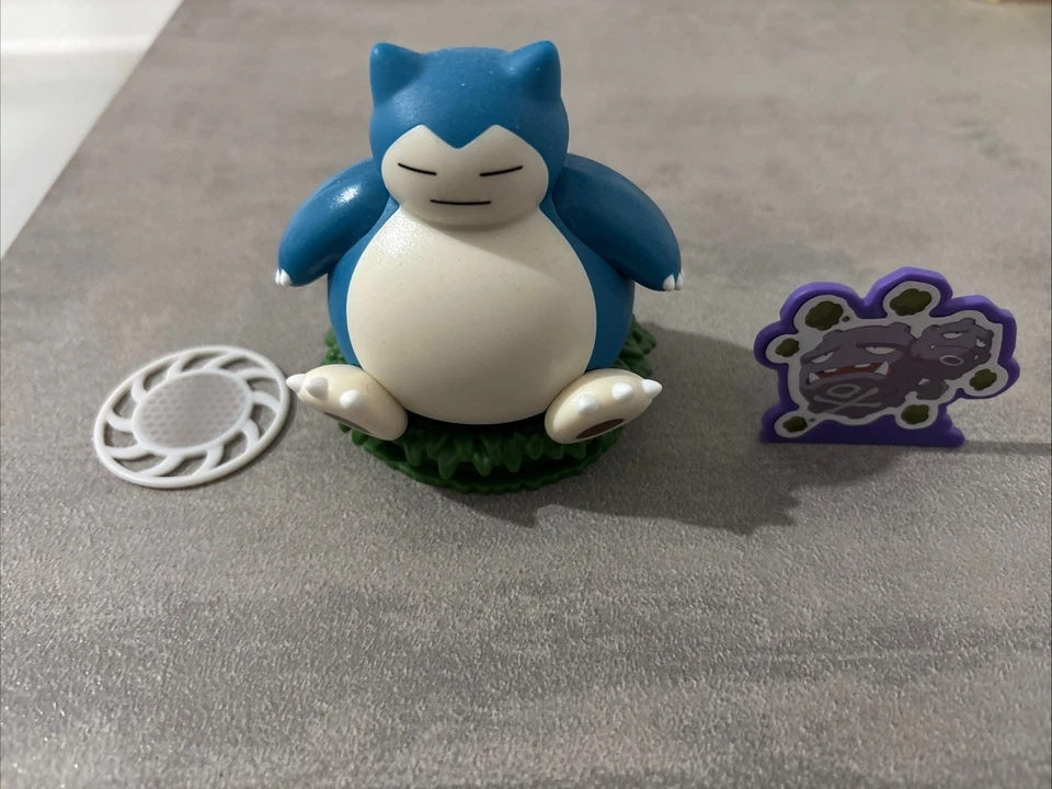 PIKACHU/SNORLAX/JIGGLYPUFF/DEDENNE SORPRESA KINDER 150gr POKEMON 2025 - Immagine 2 di 4