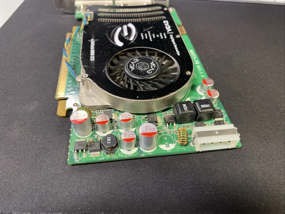 EVGA NVIDIA GeForce 8600 GT (512P2N756TR) 512 MB DDR2 SDRAM PCI Express x16... - Image 2 of 4