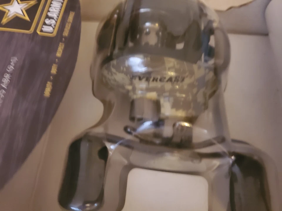 Carrete de pesca Evercast ejército de EE. UU. baitcasting en caja nuevo Foto 2 de 4