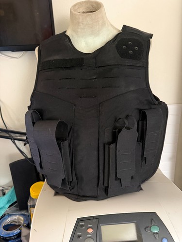 Body Armor  Vest with Plates   Level II 05/2024
