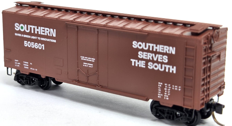 Kadee Micro-Trains N-Scale 21100 40' Plug Door Boxcar - Southern Railway - NEW