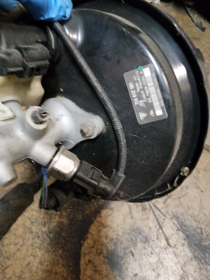 Porsche Cayenne 2003 2004 2005 2006 refuerzo de freno cilindro maestro 7L5612101 Foto 4 de 4