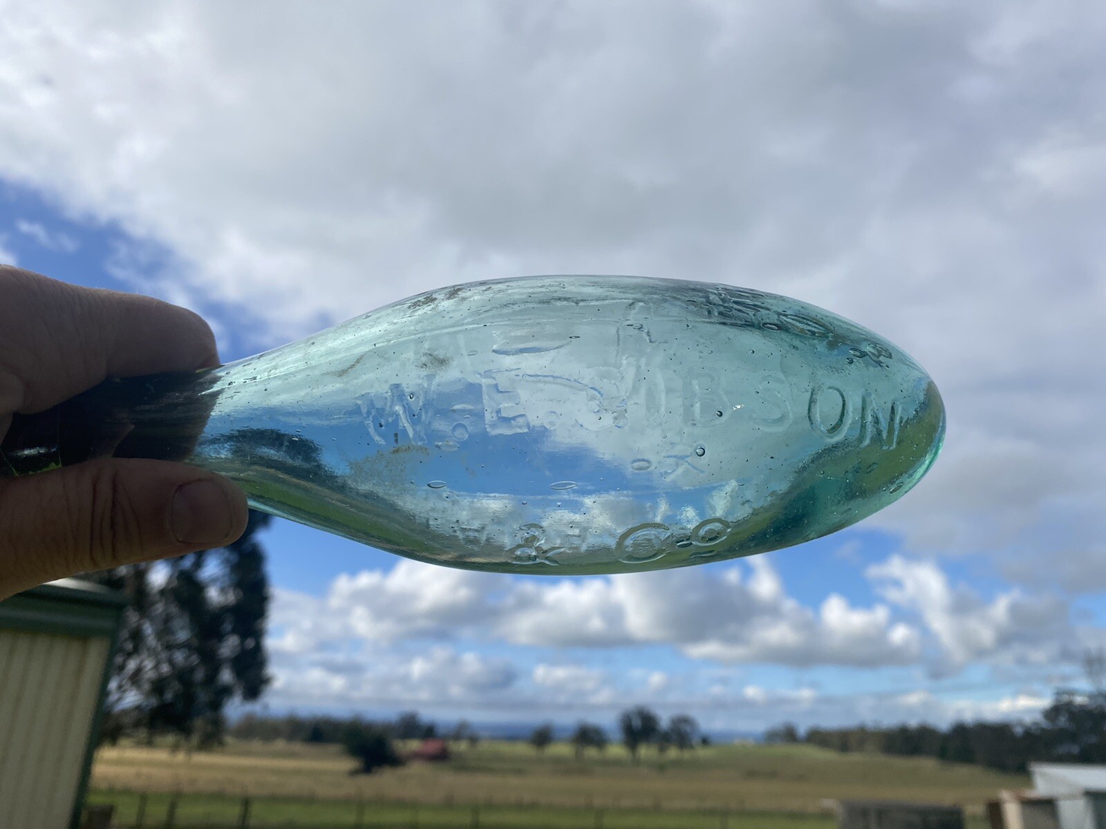 W.E.Gibson Taralgon ( Traralgon, Misspelt) Torpedo Bottle Bell