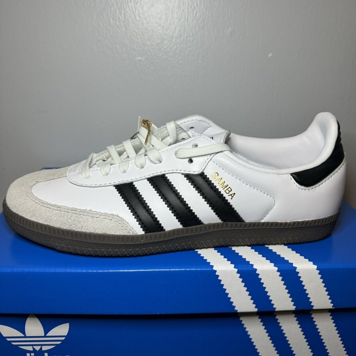 Adidas Samba OG Cloud White Core Black (GS) - Size 4.0- 7Y Adidas Samba OG Cloud White Core Black (GS) - Size 4.0- 7Y