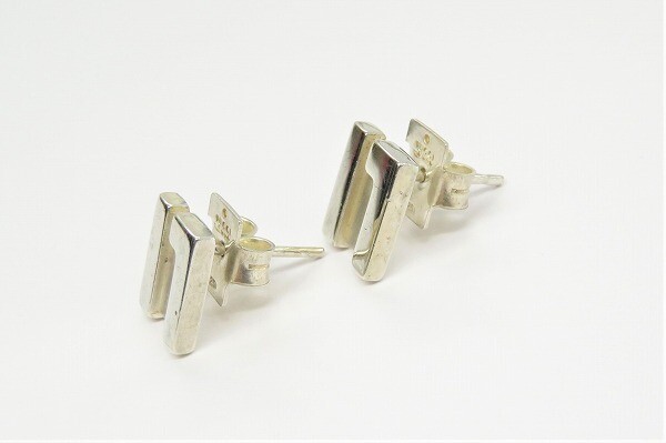 【人気投票 1~37位】ハイブランド人気ランキング! anza Gucci eBay | 680788 Women SV 925 Silver Logo G Earrings イヤリング、ピアス