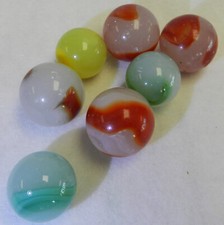 17495m Vintage Group of 7 Cull Akro Agate Corkscrew Shooter Marbles .86 to .99