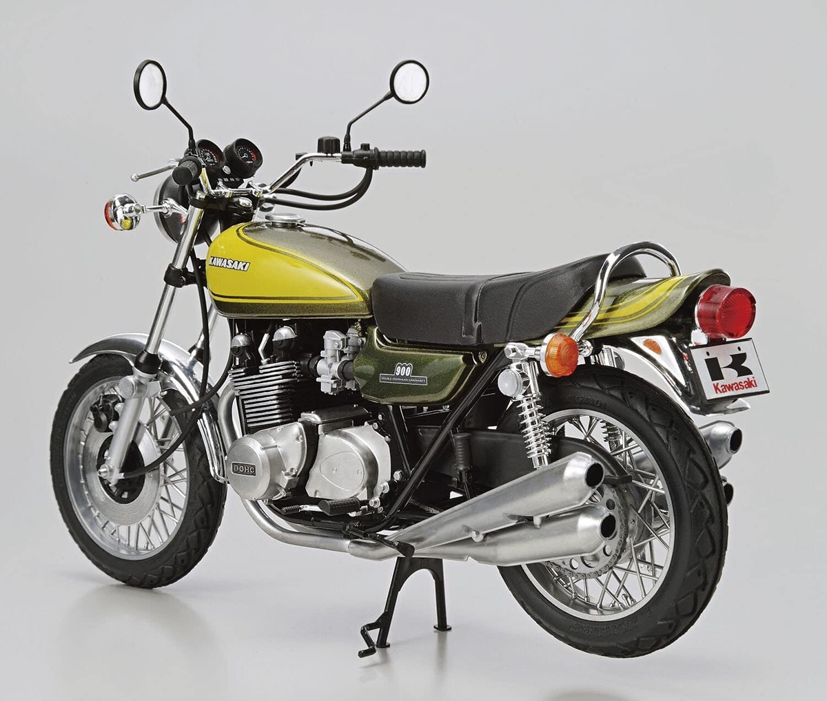 Aoshima 1/12 model kit Kawasaki Z1 900 SUPER4 1973 with custom