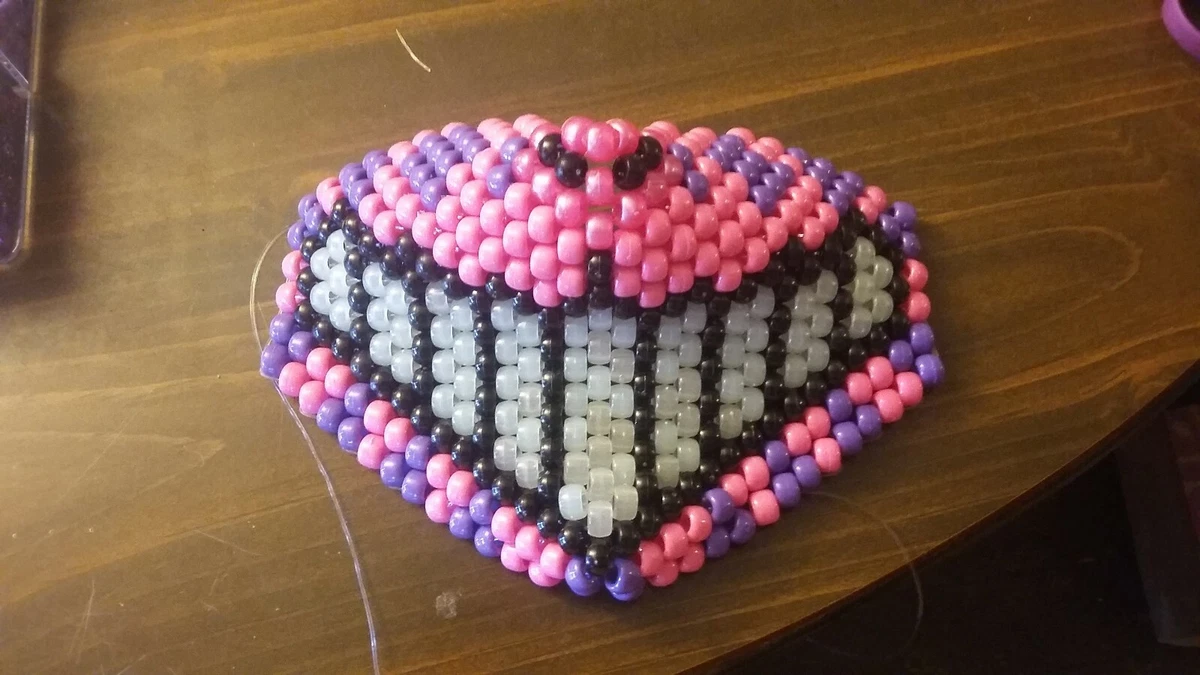 Kandi mask outlet