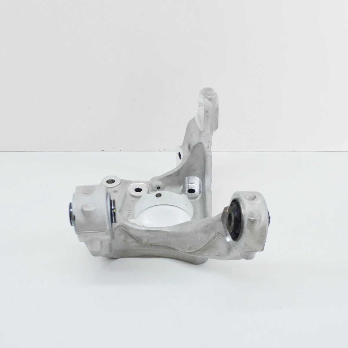 FORD MUSTANG MK6 Rear Left Wheel Knuckle And Bushing Assy 2376814 