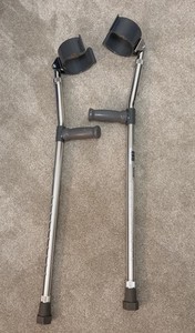 Medline Forearm Crutches Adult Pair 4" cuff supports 250 lbs. New in Open box