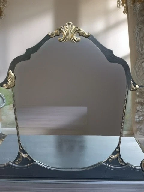 Cómoda vintage de la era de la depresión jacobea Foto 4 de 4