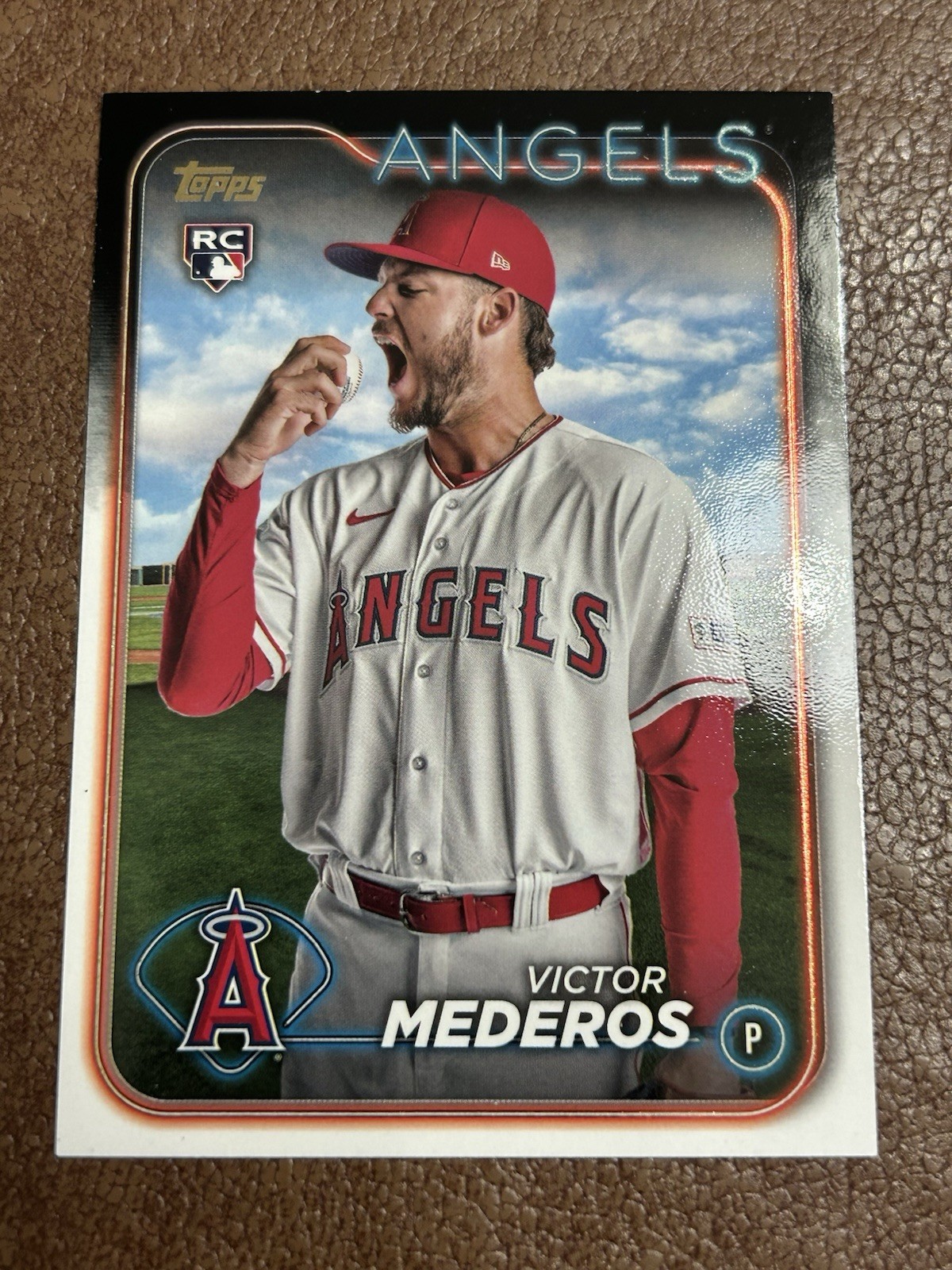 Victor Mederos 2024 Topps Series 1 Golden Mirror SSP Parallel RC #270