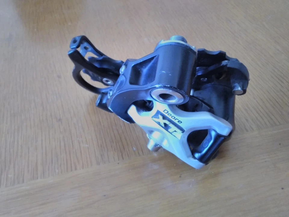 Shimano Deore XT M771 Rear Derailleur Mech Short Cage 9 Speed - Image 2 of 4