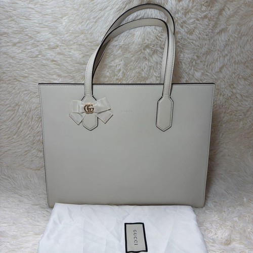 Gucci Ribbon Bag Off-White Leather Magnetic Closure Used