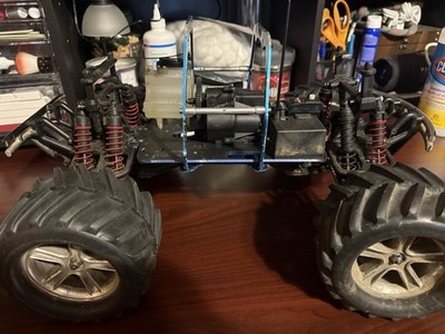 Traxxas T-Maxx Roller