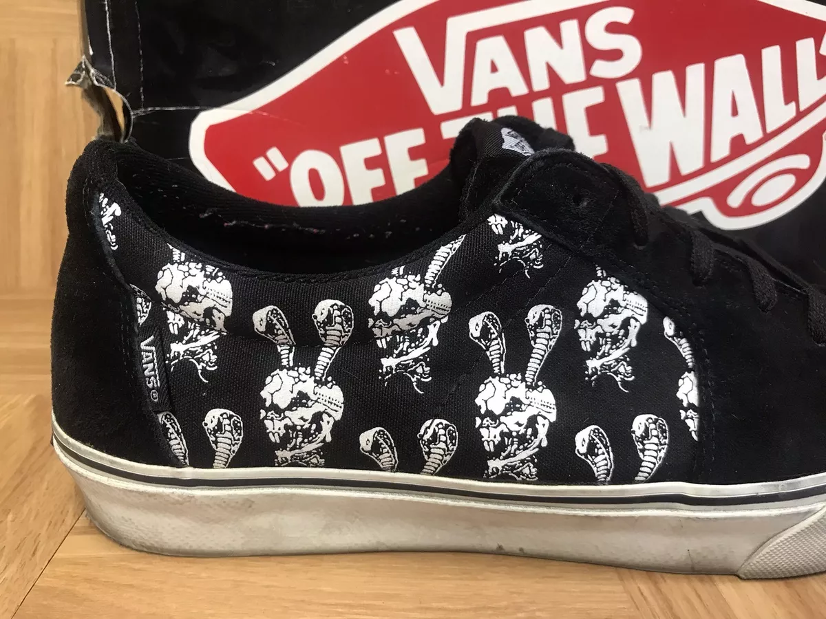RARE VANS AV SK8 Low Taka Hayashi Black Skulls White Size 13