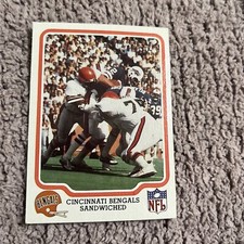 1979 Fleer Team Action Football Card #10 Cincinnati Bengals