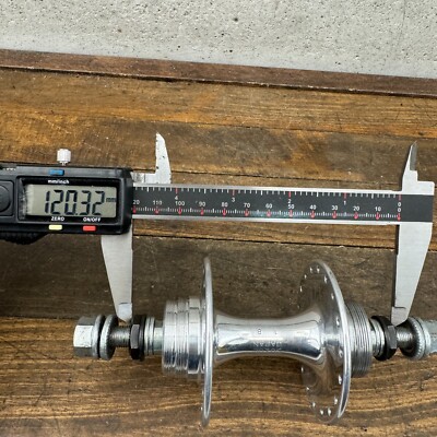 VIntage Suzue Rear Hub Track Nutted 36h 36 Hole NOS 81 1981 Race