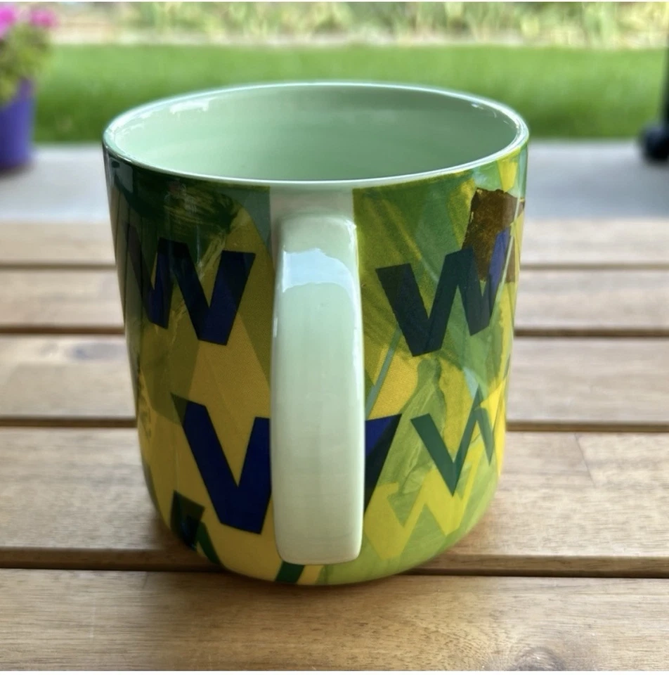 Taza de café Anthropologie con monograma inicial “W” azul/verde “Lottie” Foto 4 de 4