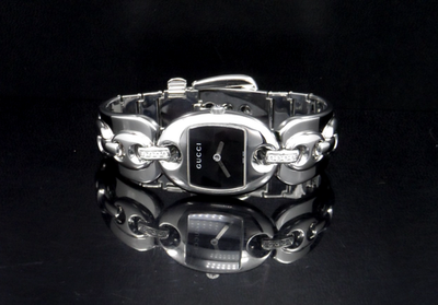 Gucci Marina 26mm Stainless Steel Case with Two Diamonds Set  display picture 1
