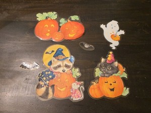 Vtg Loose Lot Window clings Halloween Raccoon Black Cat Ghost Jol
