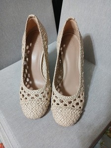 Tory Burch Grove Grove Woven Leather Pump W/Mosaic Pattern Chunky Heel Size7
