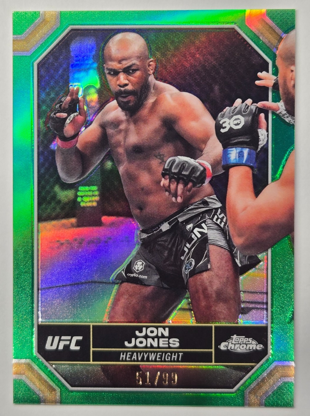 JON JONES 2024 TOPPS CHROME 51 /99 GREEN REFRACTOR🌈 UFC HEAVYWEIGHT GOAT