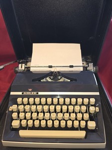 Adler Universal 39 Typewriter | eBay