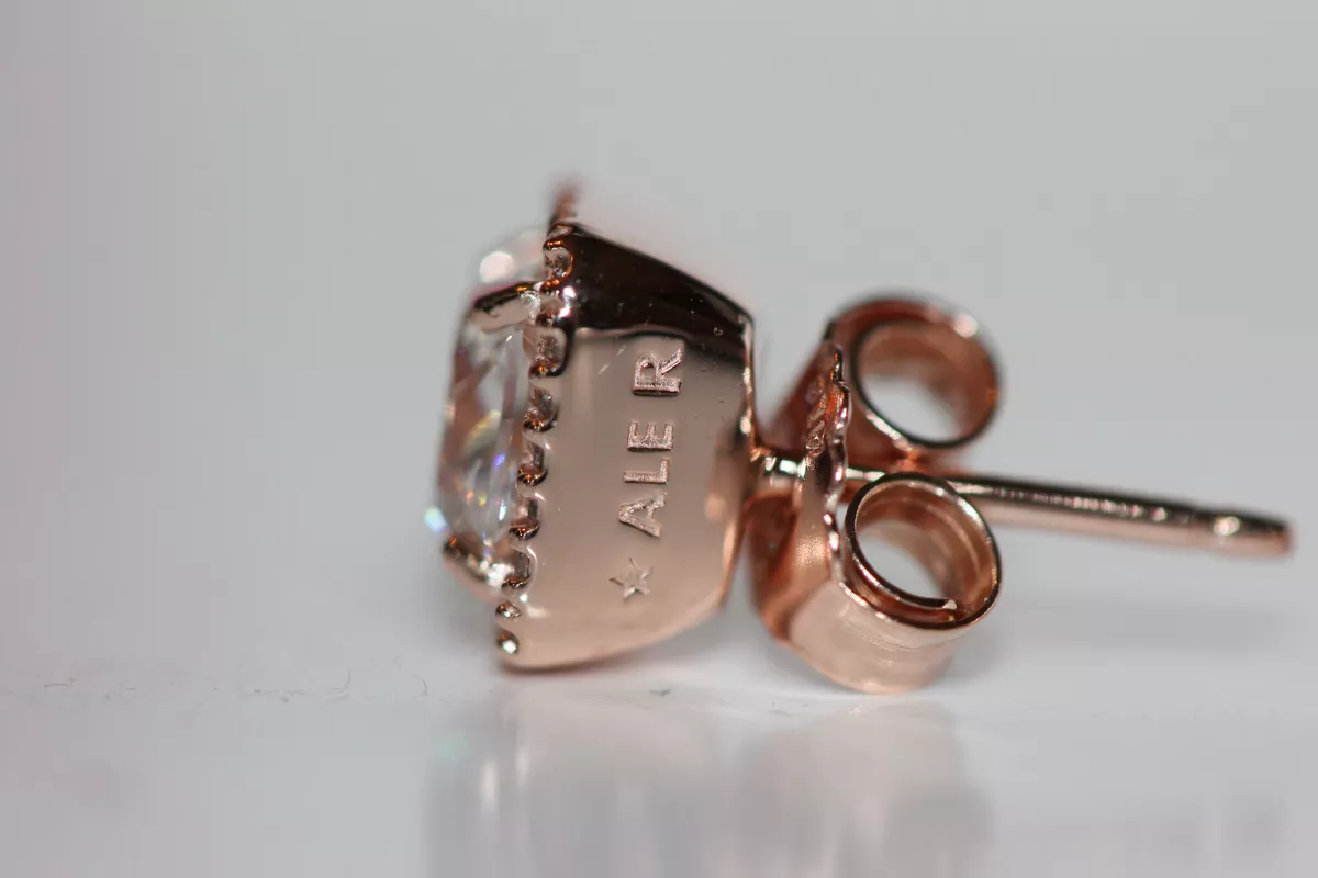 Pandora timeless 2024 elegance earrings