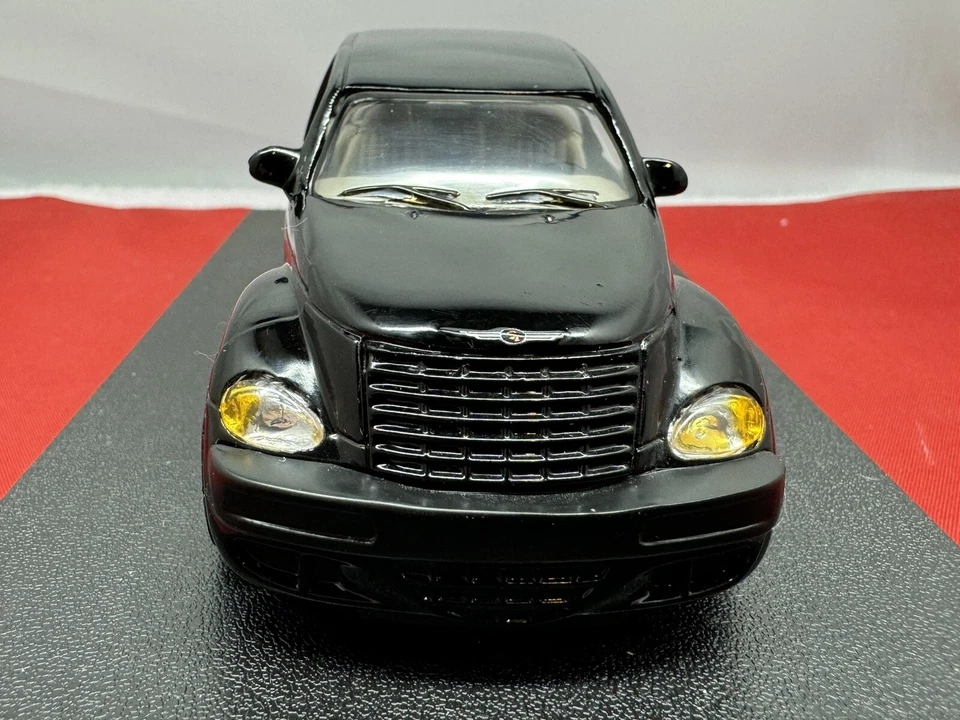 Saico Chrysler PT Cruiser 1/34 Scale Pull Back Friction Black - Image 3 of 4
