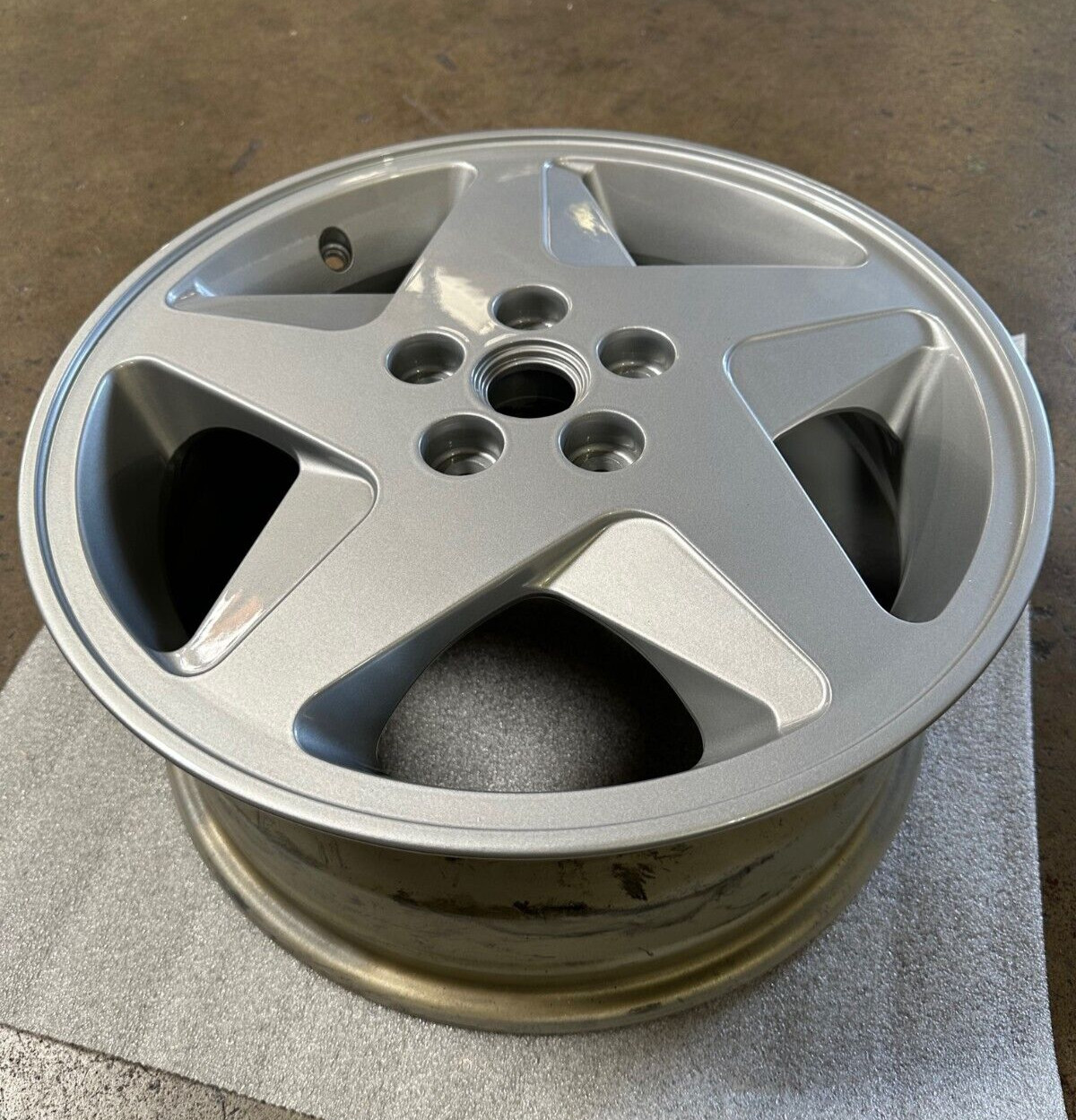 Ferrari 348, LH, Left Front Wheel, Refinished, Used P/N 136531