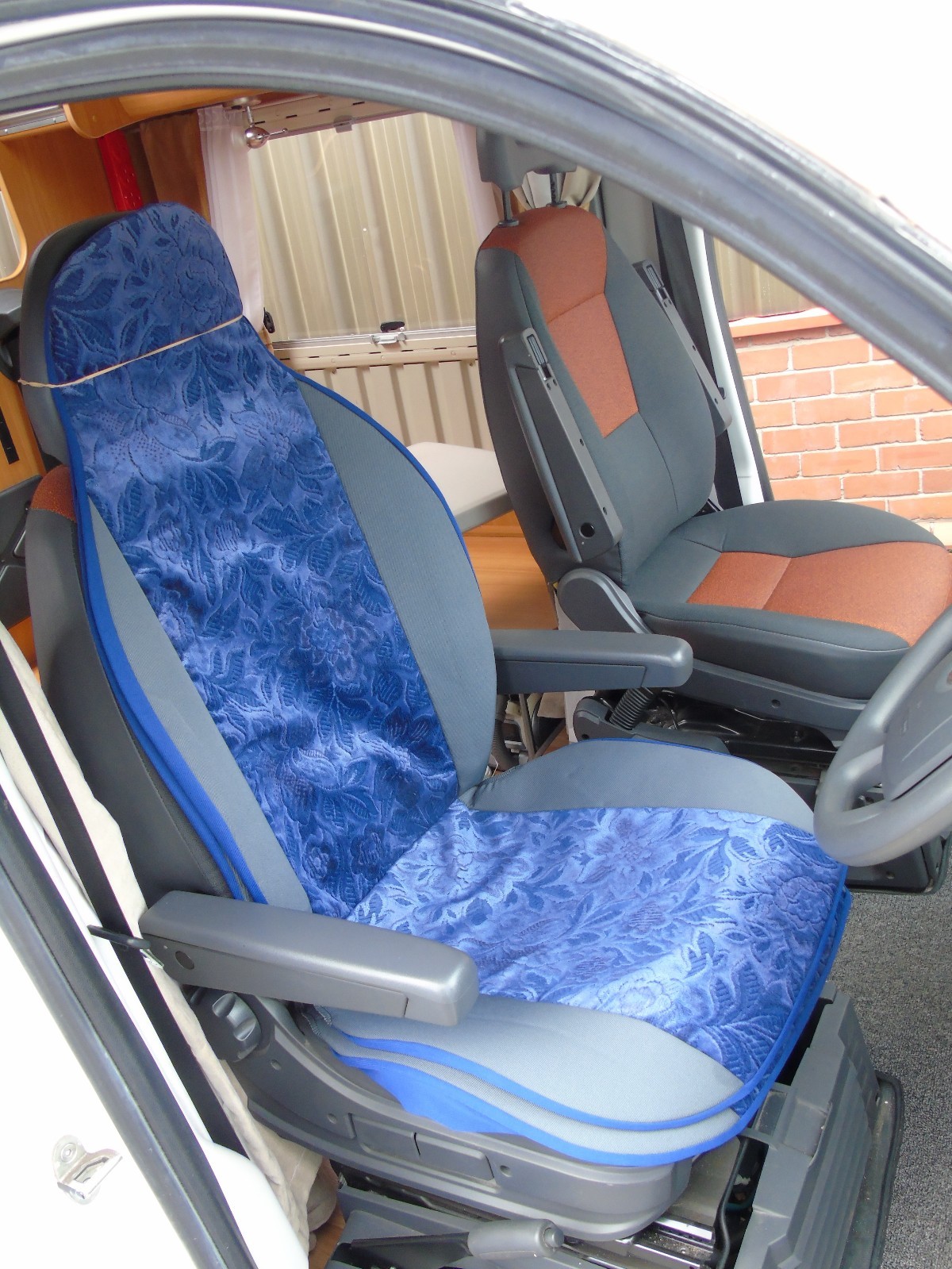 Learn about 174+ imagen motorhome seat covers In.thptnganamst.edu.vn