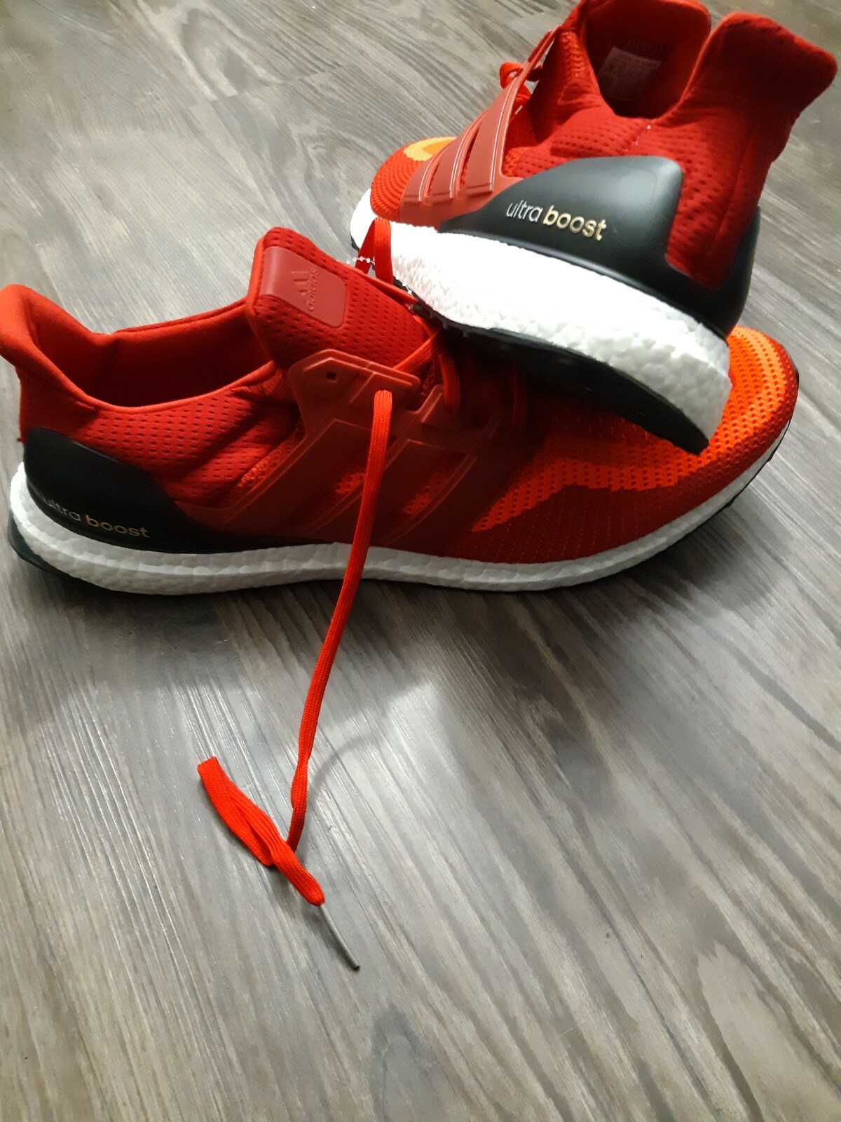 ultra boost 2.0 red gradient