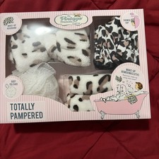 The Vintage Cosmetic Company Totally Pampered Bath Accessories - 4 Piece Set