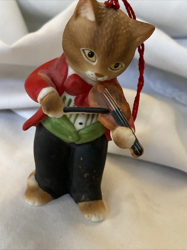 Fiddle Playing Cat Ornament By Gordon Fraser 1985 ￼