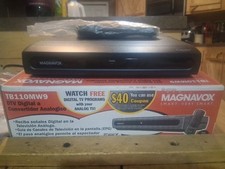 MAGNAVOX TB110MW9 DTV Digital to Analog TV Converter Box With Remote