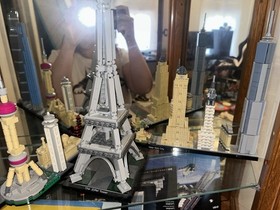 LEGO Architecture The Eiffel Tower 21019 Landmark Series Set DISASSMBLED