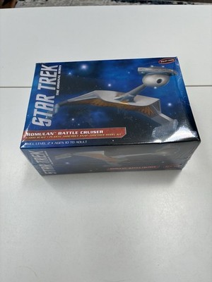 Discontinued 2013 Polar lights 897 Star Trek  ROMULAN BATTLE CRUISER Model Kit 