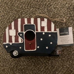 Americana Camper Birdhouse 5.4 Inches